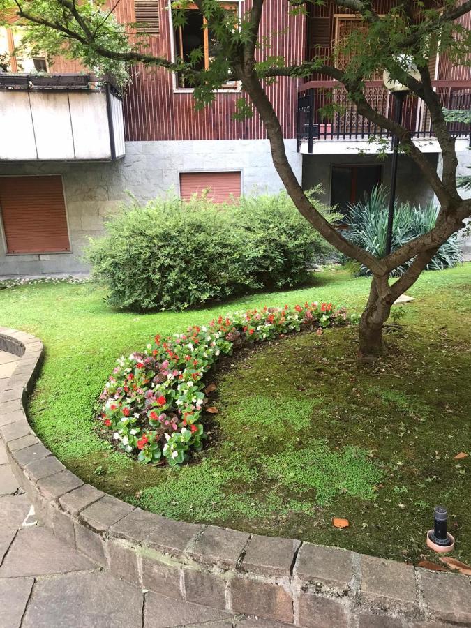 Best Way Rent - Apartments Near Tre Torri District Milão Exterior foto